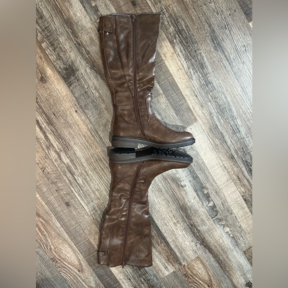Baretraps Brown Tall Boots w/ Buckles (NWOT) Size: 9 / Item# 1182-51 - Picture 2 of 7